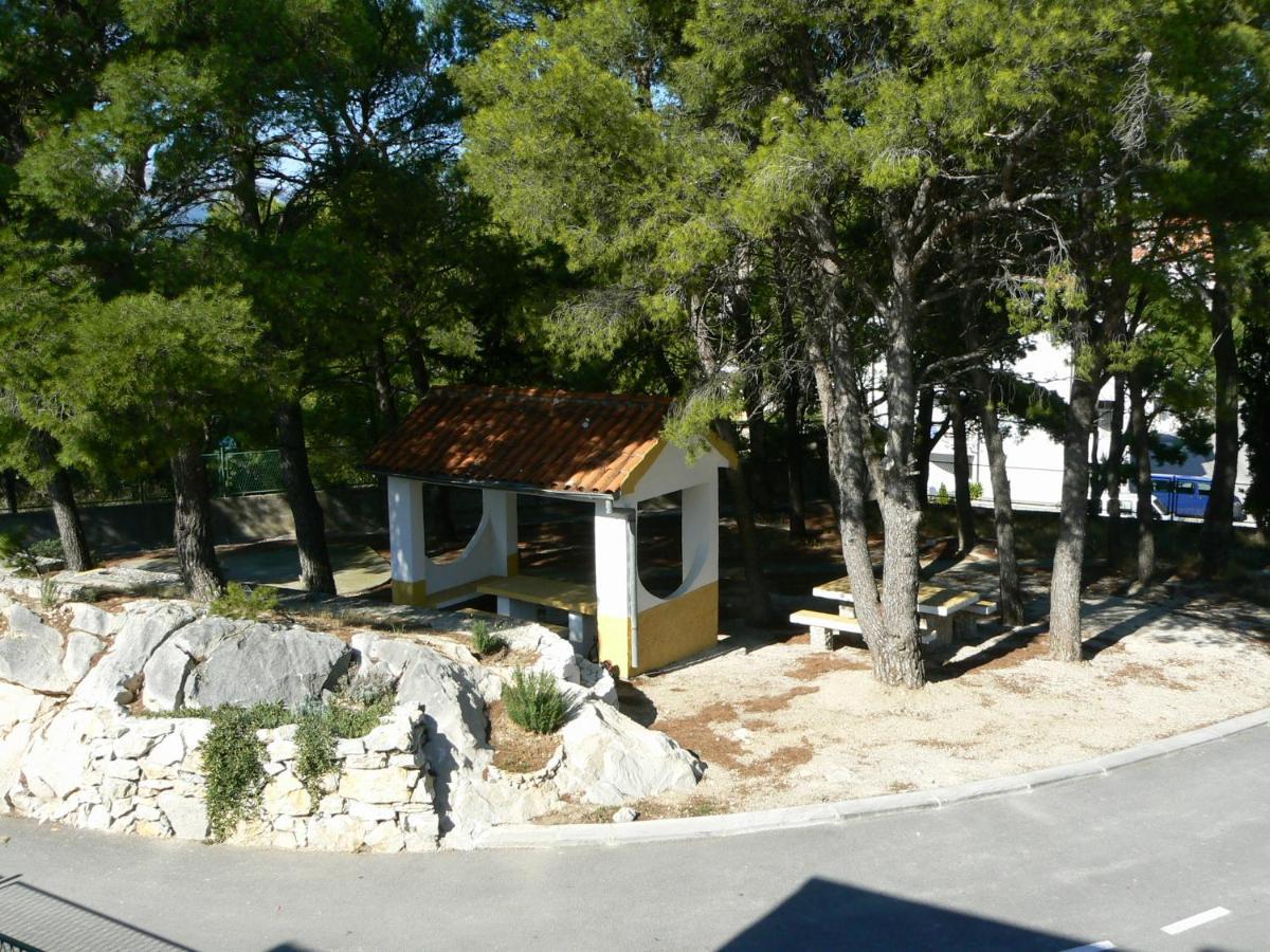Apartments Lavica Podstrana Bagian luar foto