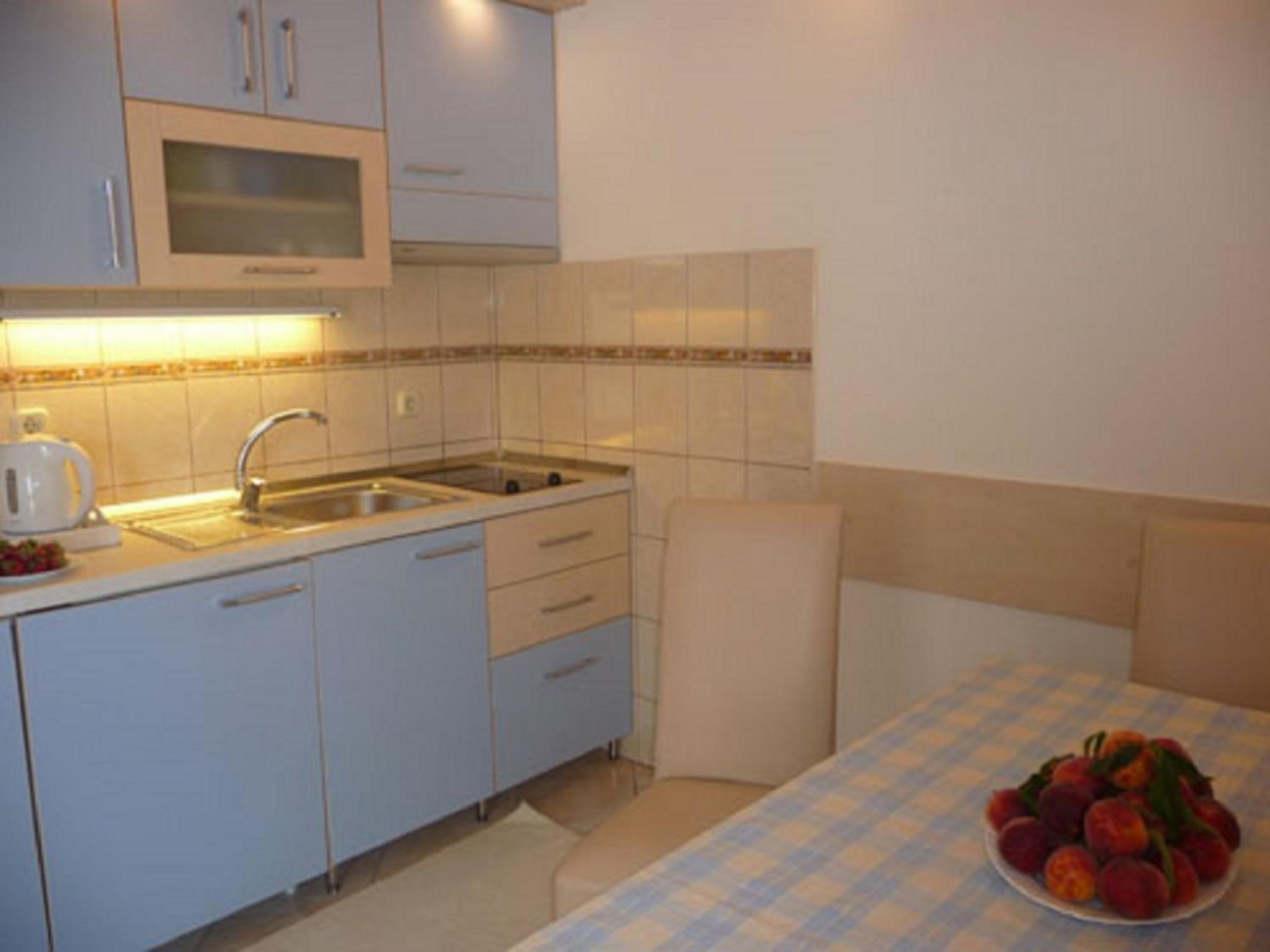 Apartments Lavica Podstrana Ruang foto